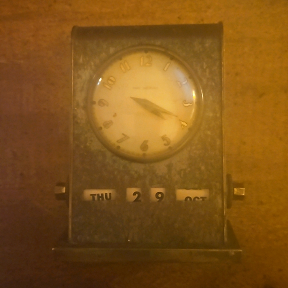 Park Sherman brass 1940s clock/calendar